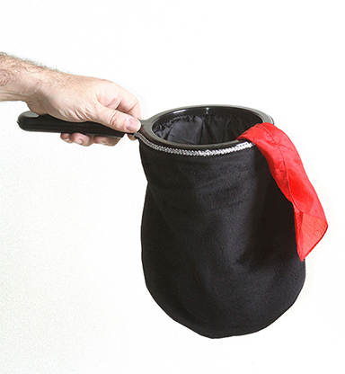 Change Bag Velvet REPEAT (Black) by Bazar de Magia