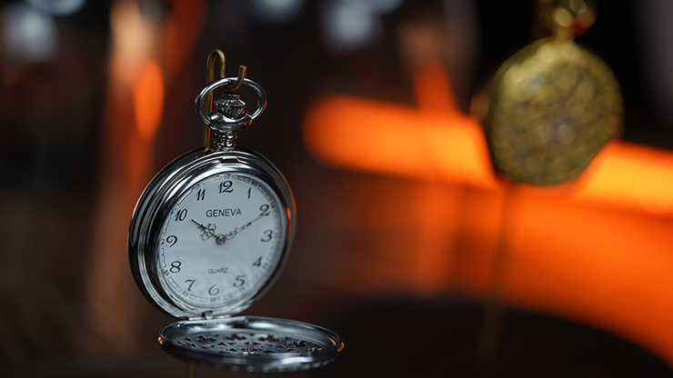 Pocket store clock online