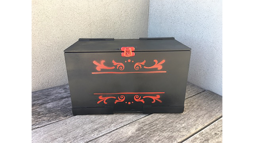 Fantoma's Box by Nahuel Olivera